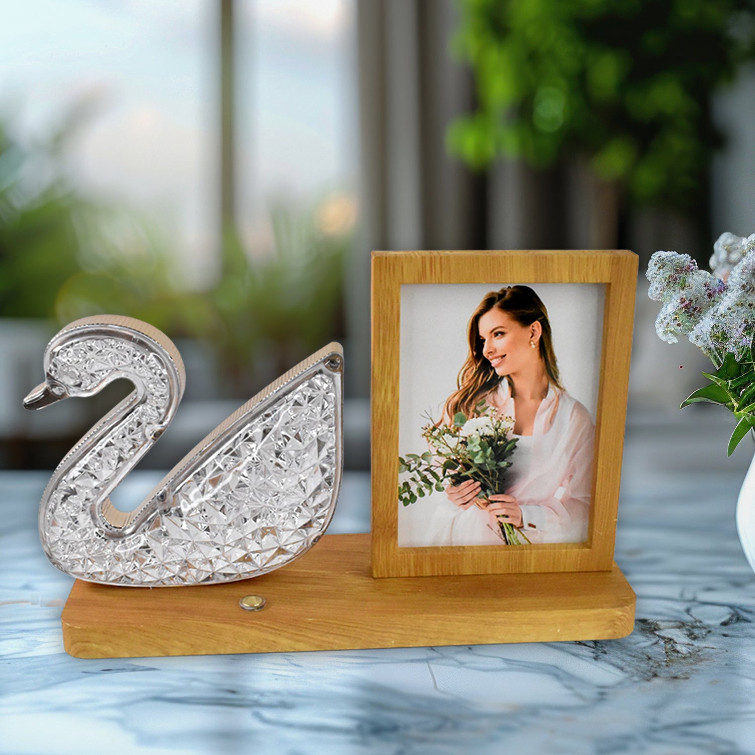 Duck Shape LED Crystal Lamp